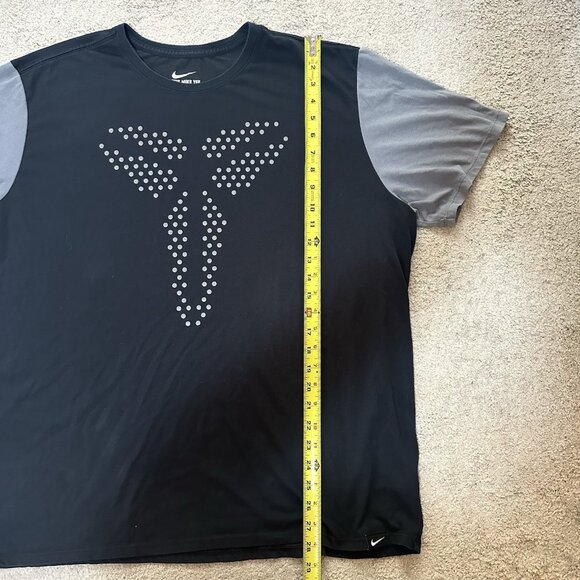 Nike Kobe Mamba T-Shirt Men’s 2XL Black And Gray Sheath Dots Logo Dri Fit - Picture 6 of 9